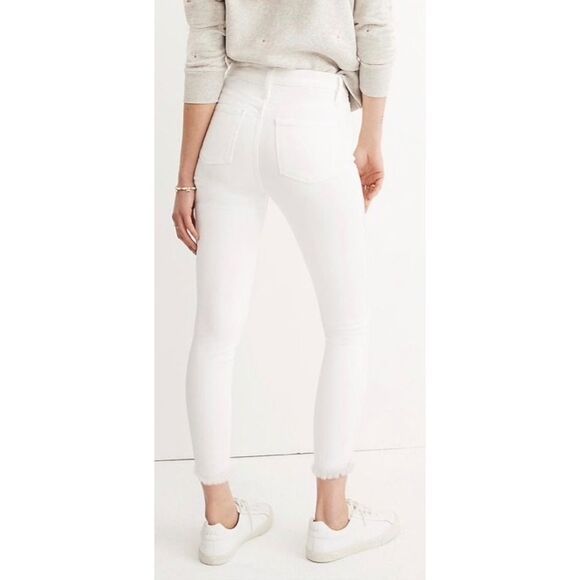 Madewell 10" High Rise Skinny Crop Jeans Button Fly Frayed Hem White Denim 26 - Picture 2 of 7
